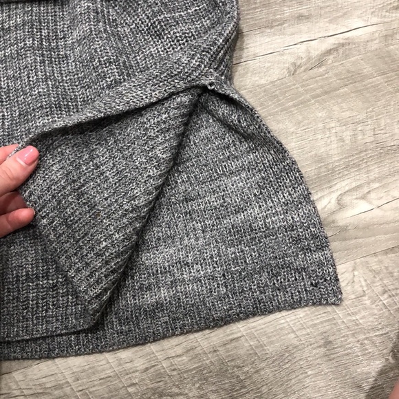 Basic Gray Sweater - Picture 4 of 6